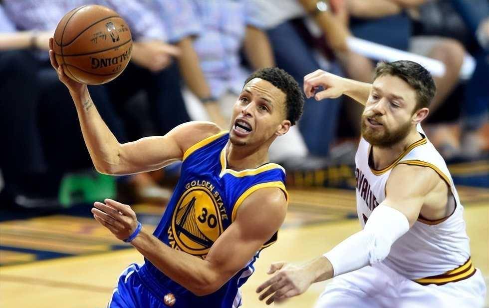 九游APP-哈兰德连续十五场比赛得分超过比赛局势复杂，勇士不断突破！-九游APP